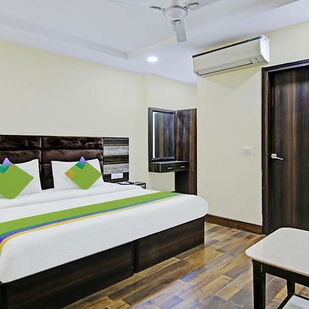 Hotel Singh Continetal Delhi  Exteriör bild