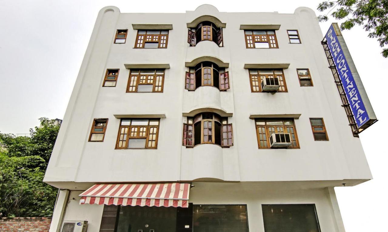 Hotel Singh Continetal Delhi  Exteriör bild