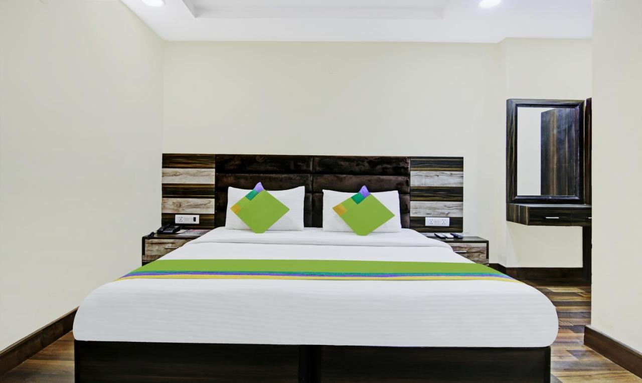 Hotel Singh Continetal Delhi  Exteriör bild