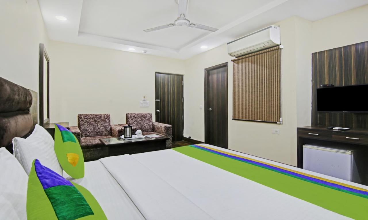 Hotel Singh Continetal Delhi  Exteriör bild