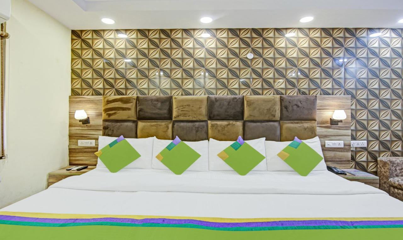 Hotel Singh Continetal Delhi  Exteriör bild