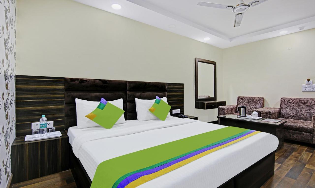 Hotel Singh Continetal Delhi  Exteriör bild