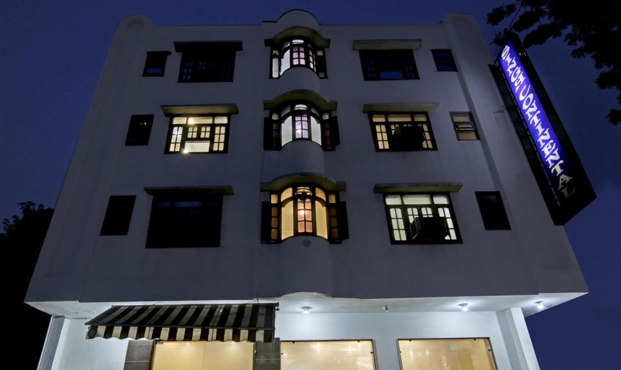 Hotel Singh Continetal Delhi  Exteriör bild